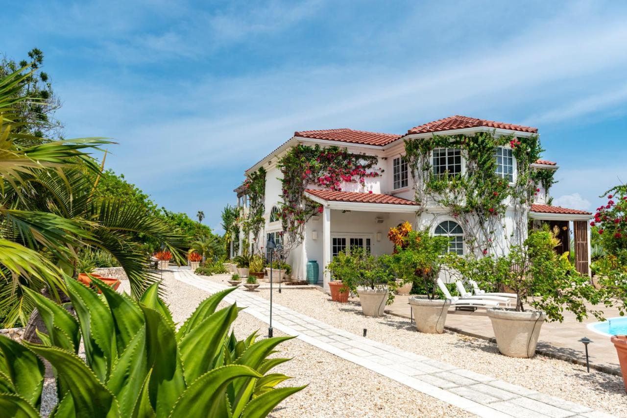 Le Soleil D'Or Hotel West End Екстериор снимка