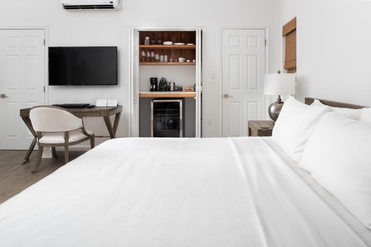 Le Soleil D'Or Hotel West End Екстериор снимка